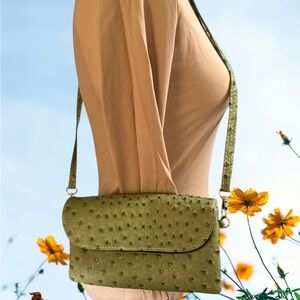 Vegan Ostrich Leather 6-Pocket Crossbody Wristlet